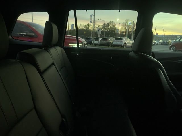 Used 2023 Honda Passport TrailSport image 12