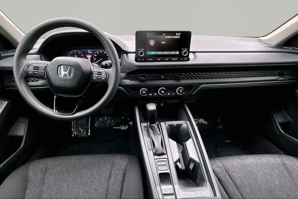 Certified 2025 Honda Accord LX image 7