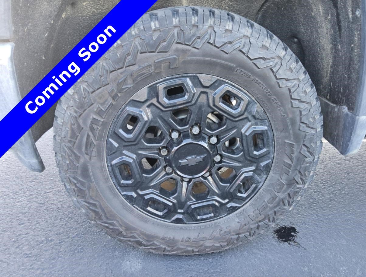 Used 2022 Chevrolet Silverado 2500 LTZ w/ LTZ Plus Package AWD/4WD image 22