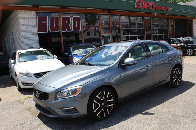 Used 2017 Volvo S60 T5 Dynamic