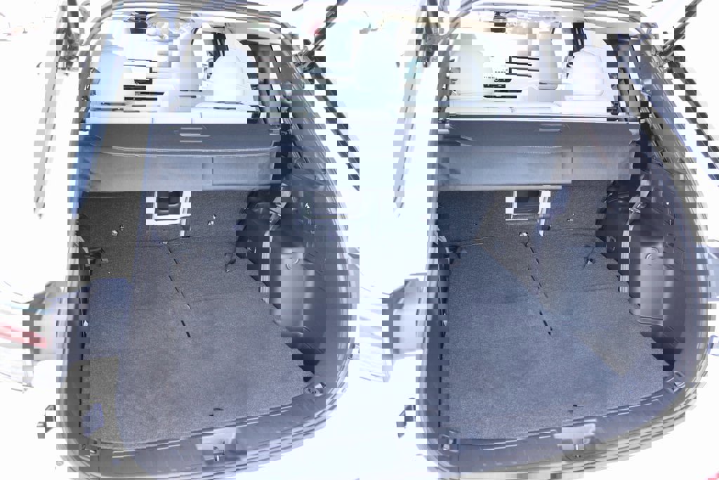 Used 2025 Mitsubishi Outlander SE image 24