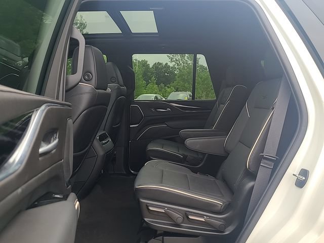 Used 2024 Cadillac Escalade Sport w/ Touring Package AWD/4WD image 24