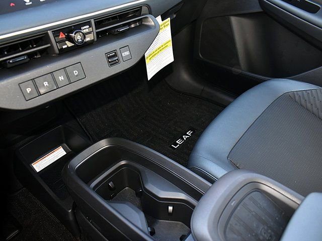 New 2026 Nissan Leaf Platinum+ w/ Illuminated Package FWD image 12