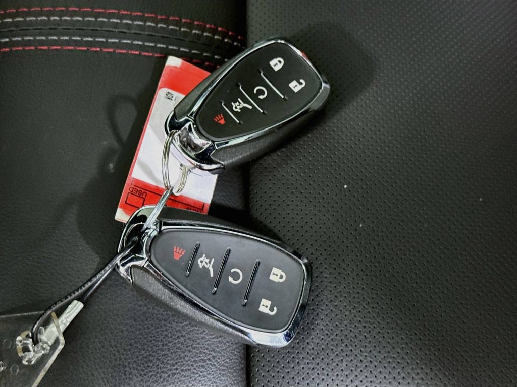 Used 2023 Chevrolet Traverse RS AWD/4WD image 36