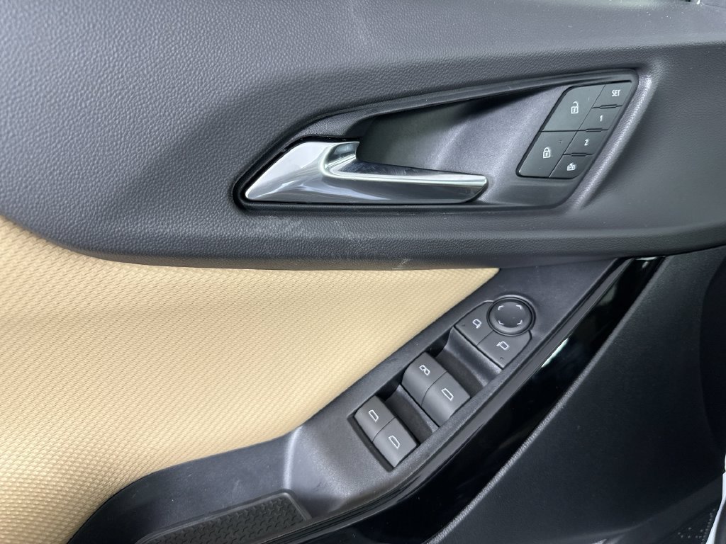 New 2027 Chevrolet Equinox ACTIV w/ Safety and Technology Package AWD/4WD image 25