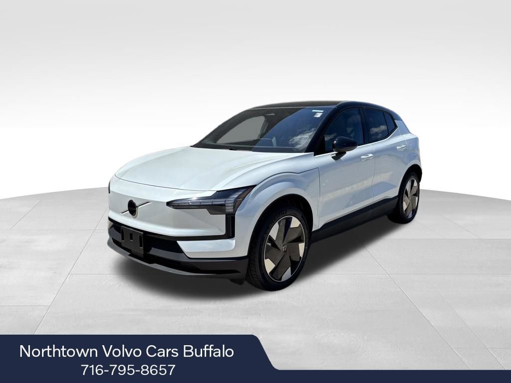 New 2026 Volvo EX30 Plus w/ Climate Package