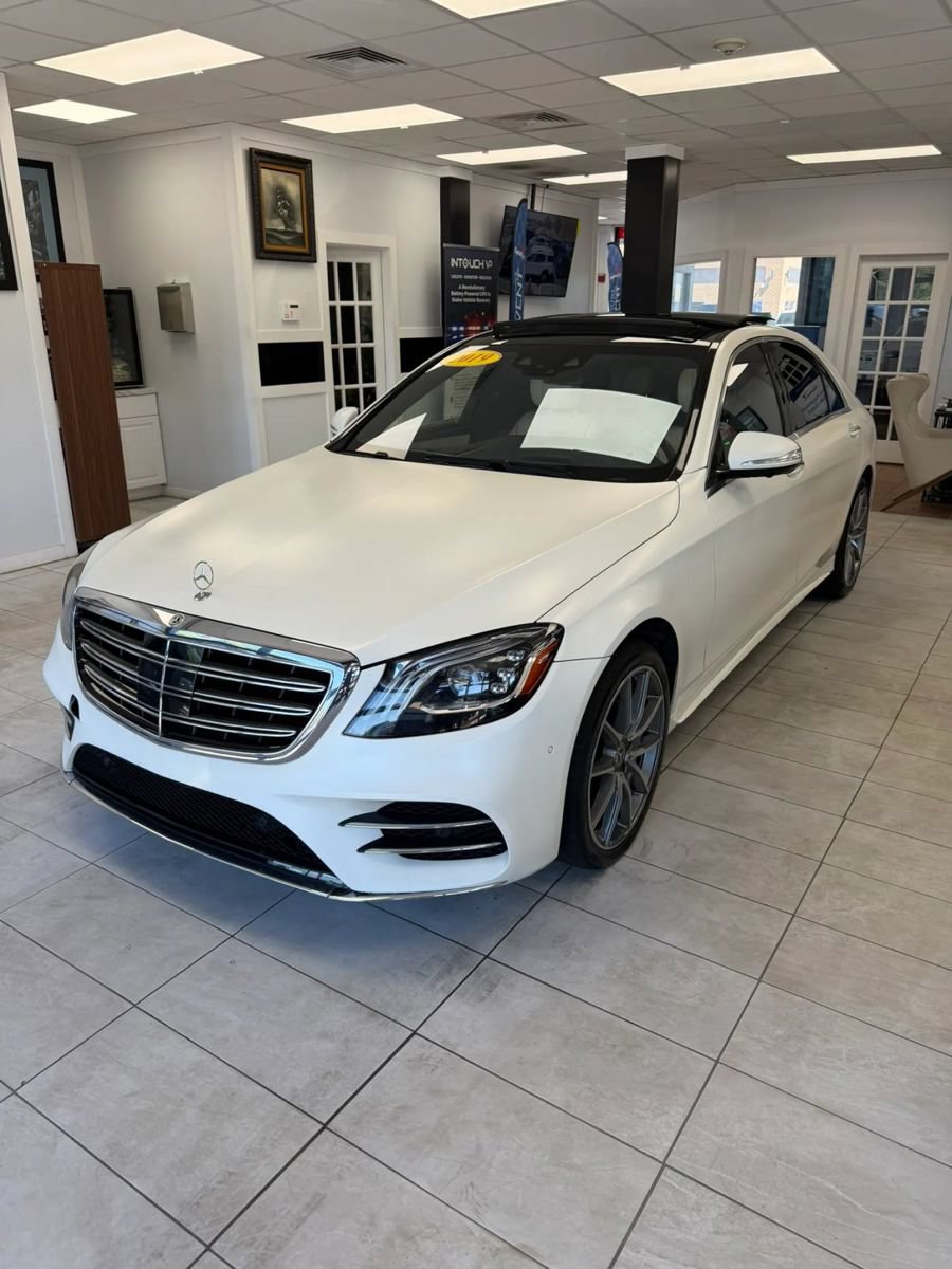 Used 2019 Mercedes-Benz S 560 Sedan image 1