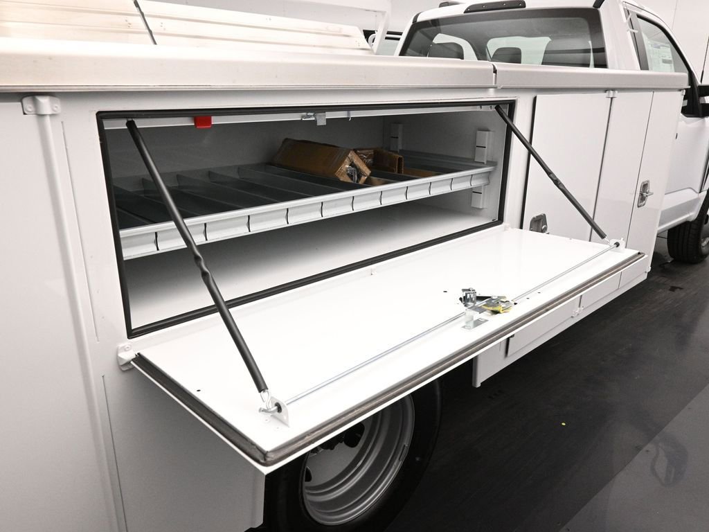 New 2026 Ford F350 XL w/ XL Chrome Package RWD image 22