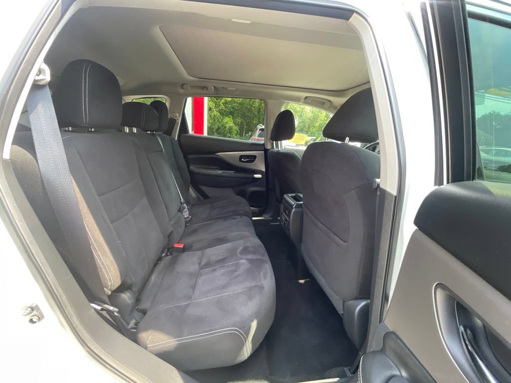 Used 2019 Nissan Murano SV w/ Premium Package AWD/4WD image 22