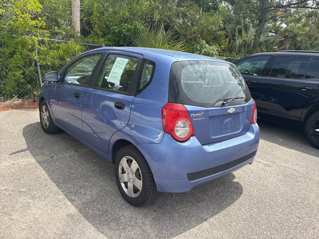 Used 2009 Chevrolet Aveo5 LT w/ Power and Convenience Package FWD image 3