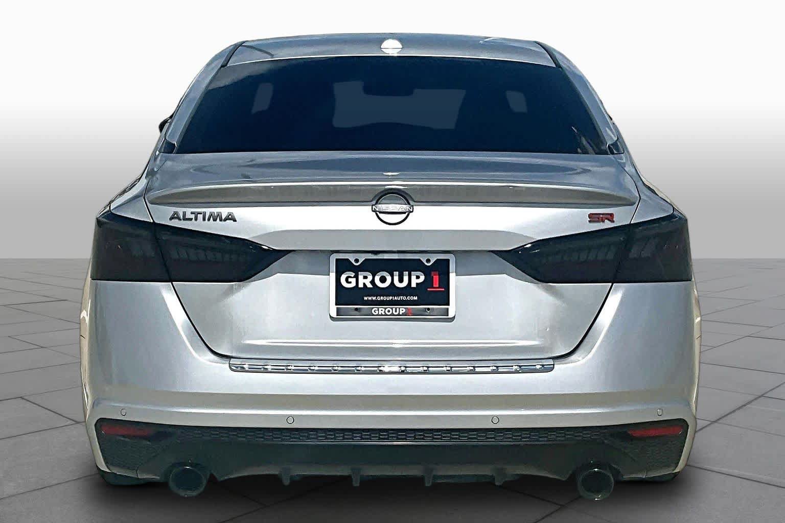Used 2023 Nissan Altima 2.5 SR FWD image 4