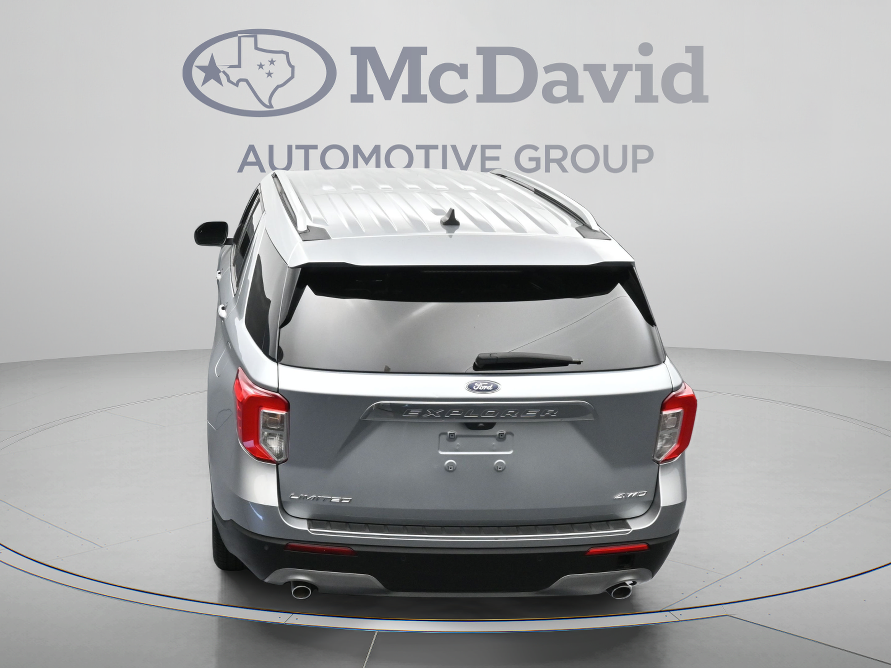 Used 2023 Ford Explorer Limited AWD/4WD image 38