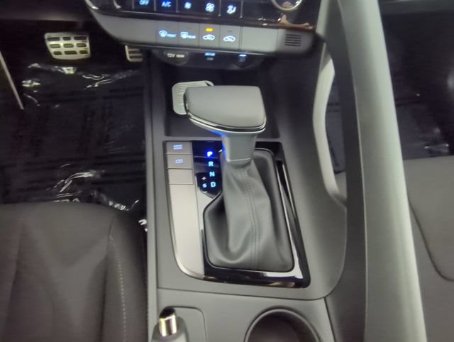 New 2026 Hyundai Elantra Sport FWD image 28