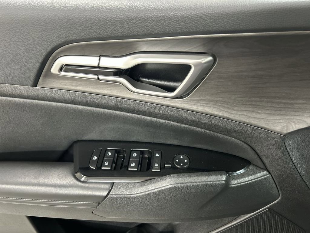Certified 2023 Kia Sportage X-Line w/ X-Line Premium Package image 11