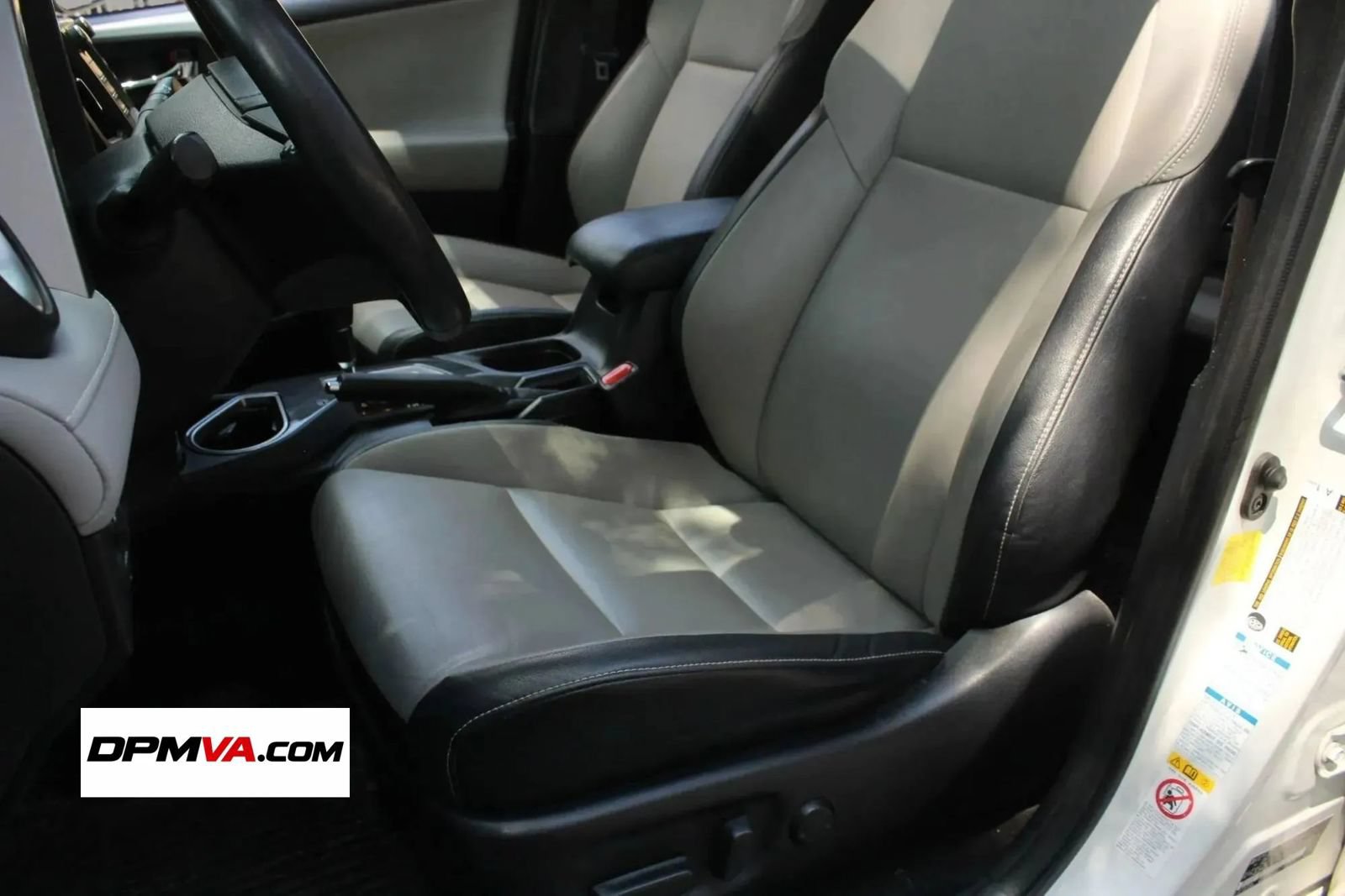 Used 2016 Toyota RAV4 Limited w/ Protection Package AWD/4WD image 34