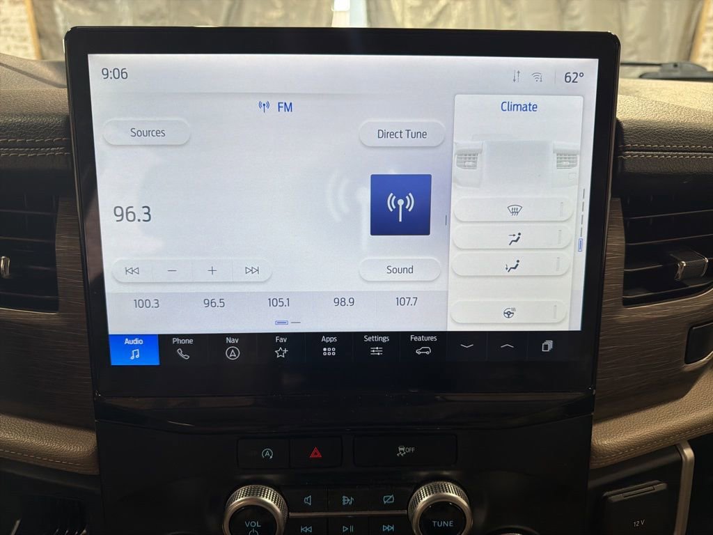 Used 2024 Ford Expedition Max Limited AWD/4WD image 21