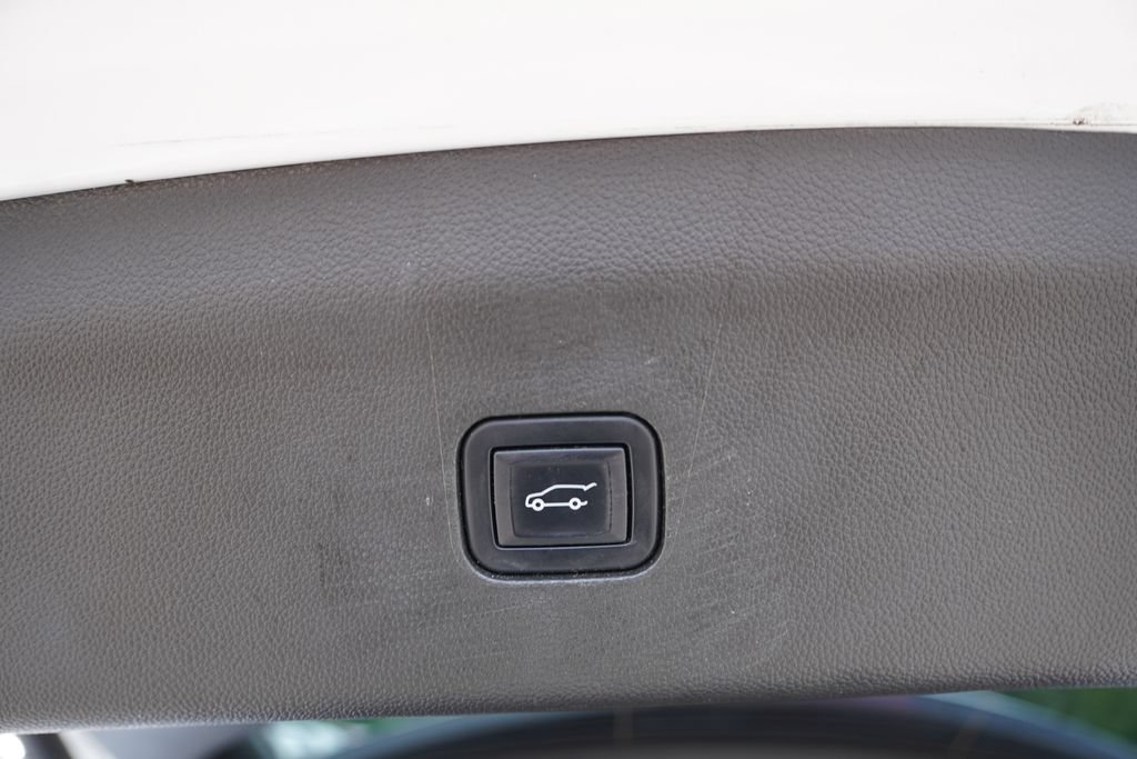 Certified 2022 Buick Enclave Premium AWD/4WD image 23