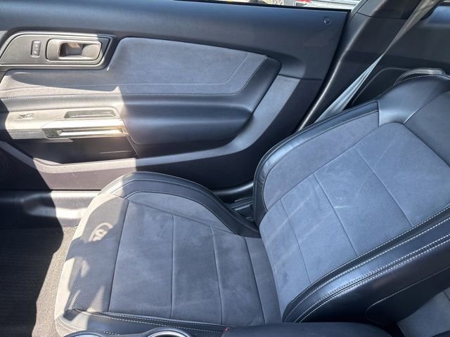 Used 2019 Ford Mustang Shelby GT350 w/ Technology Package image 24