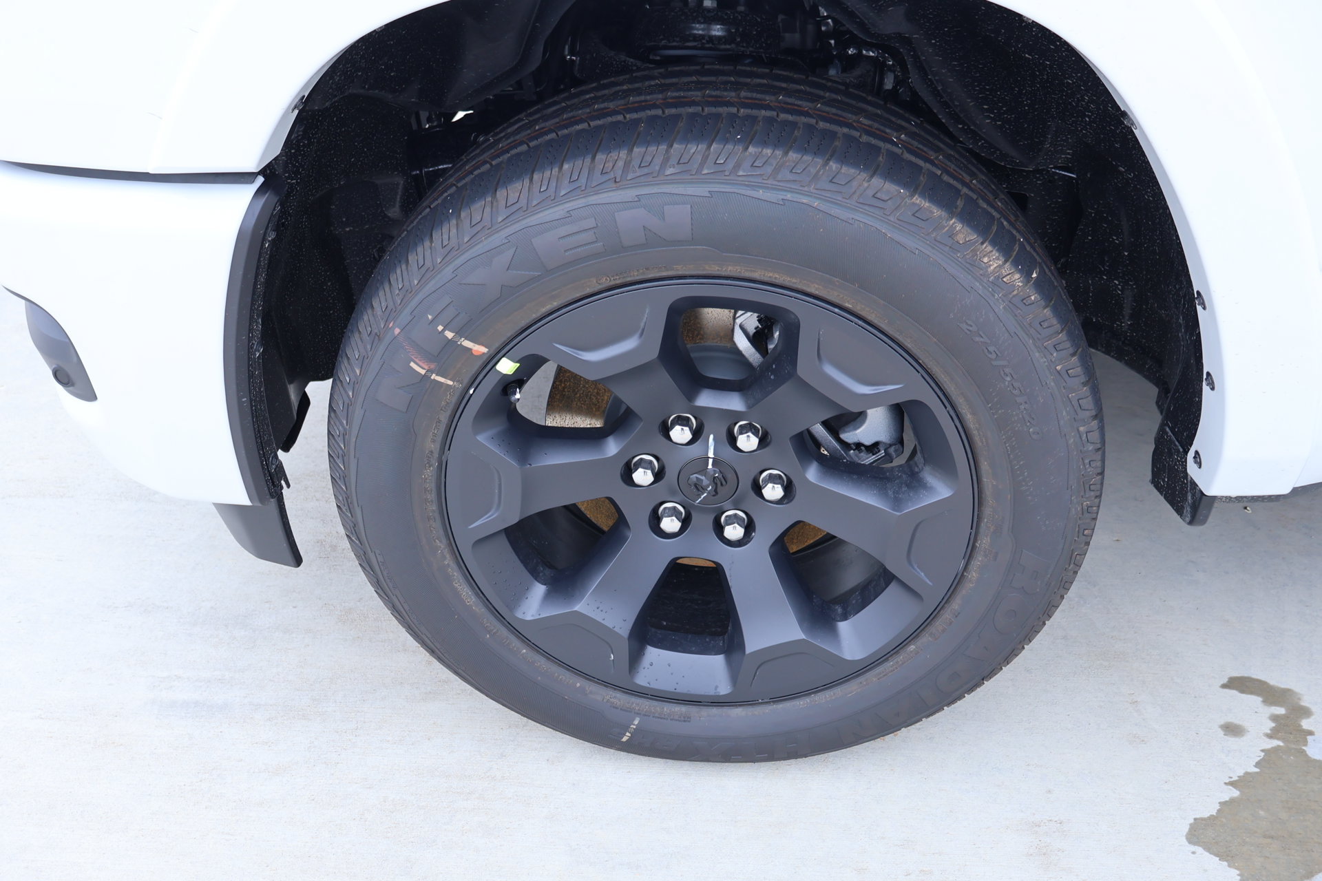 New 2027 RAM 1500 4x4 Crew Cab image 18