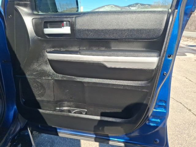 Used 2015 Toyota Tundra SR5 w/ SR5 Upgrade Package image 43