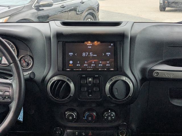 Used 2015 Jeep Wrangler Unlimited Sport w/ Quick Order Package 24S image 17