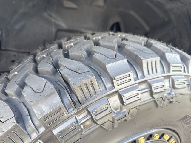 Used 2024 Jeep Wrangler Sport S image 27