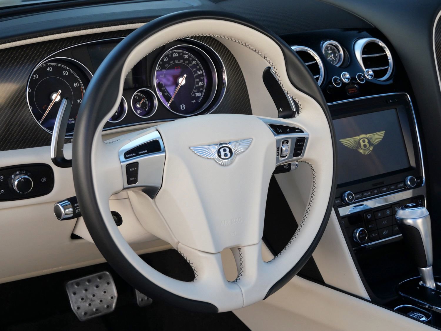 Used 2017 Bentley Continental GT V8 S image 13