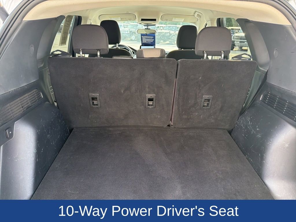 Certified 2021 Ford Escape SE w/ SE Sport Appearance Package image 9