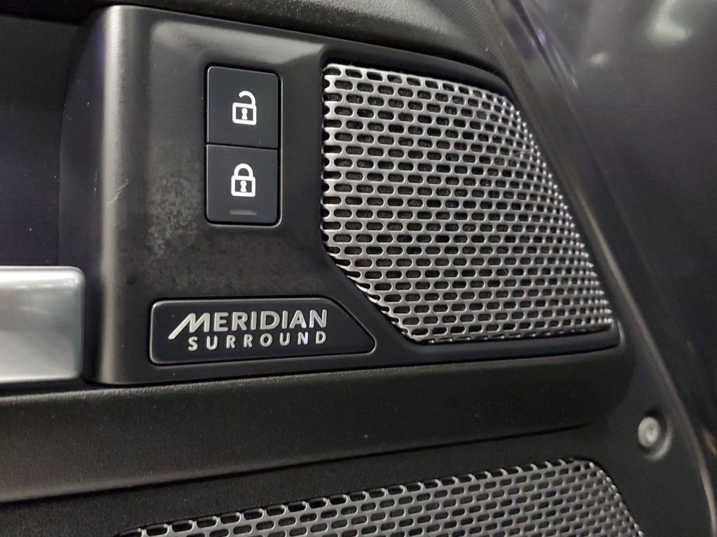 Used 2023 Land Rover Defender 110 Carpathian Edition image 16