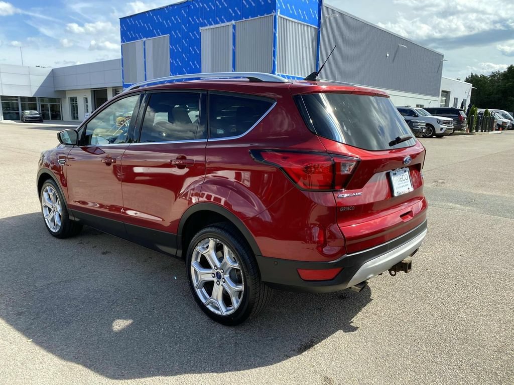Used 2019 Ford Escape Titanium AWD/4WD image 8