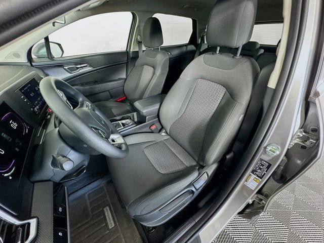 Certified 2025 Kia Sportage LX AWD/4WD image 20