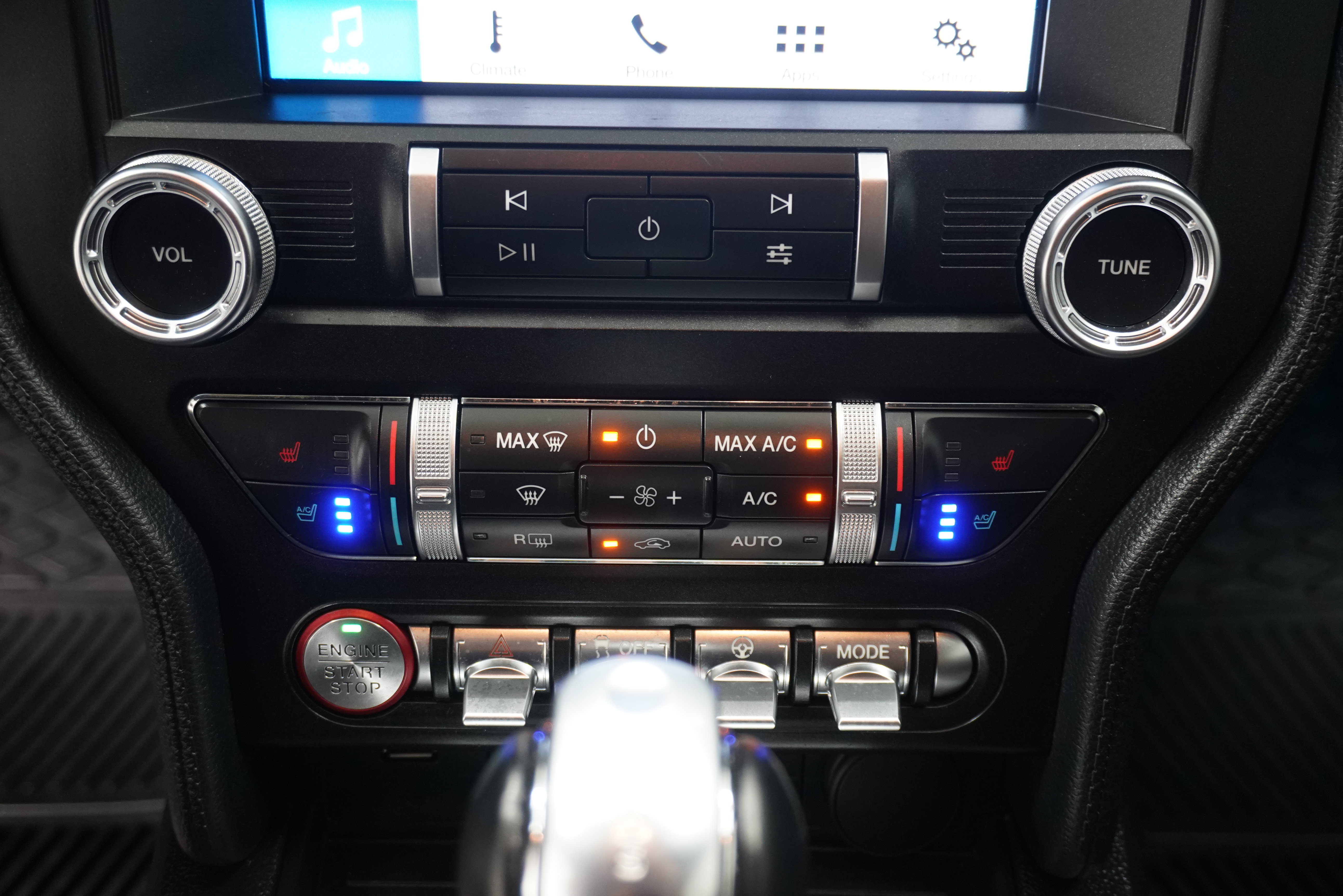 Used 2019 Ford Mustang Premium RWD image 24