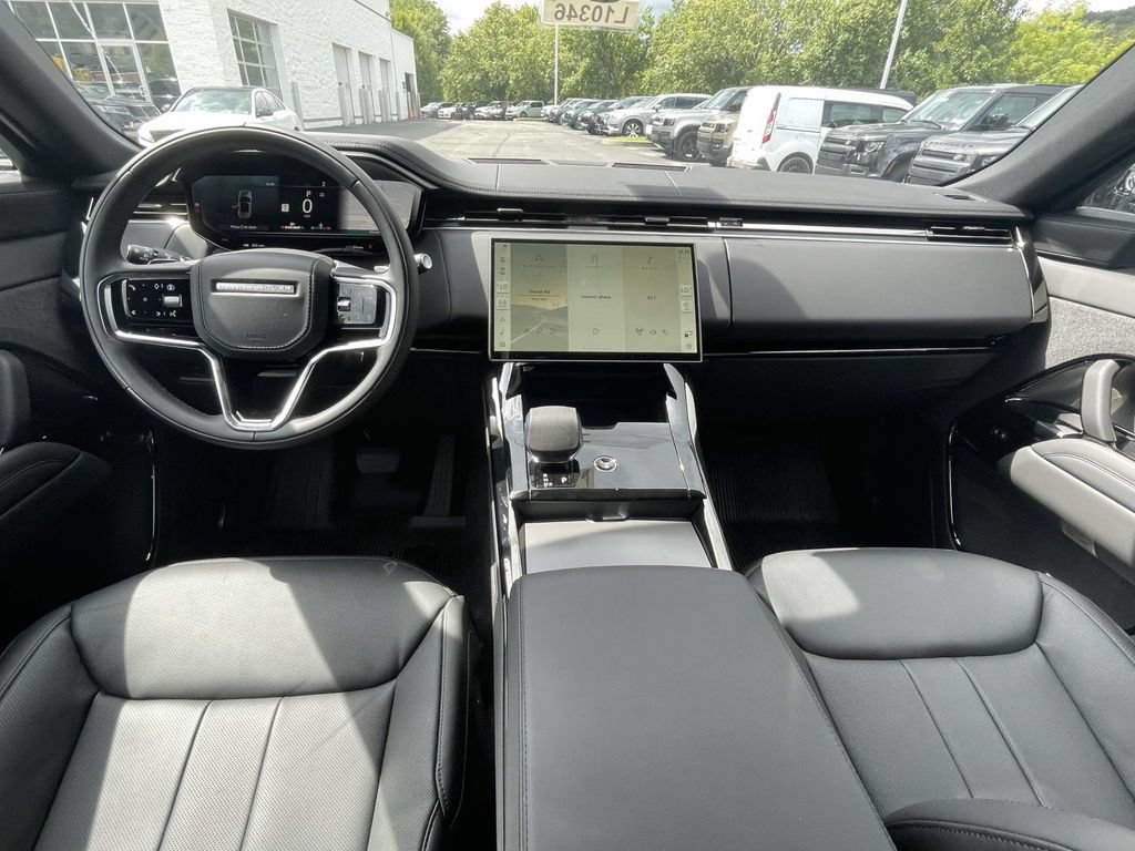 New 2026 Land Rover Range Rover Sport SE AWD/4WD image 21