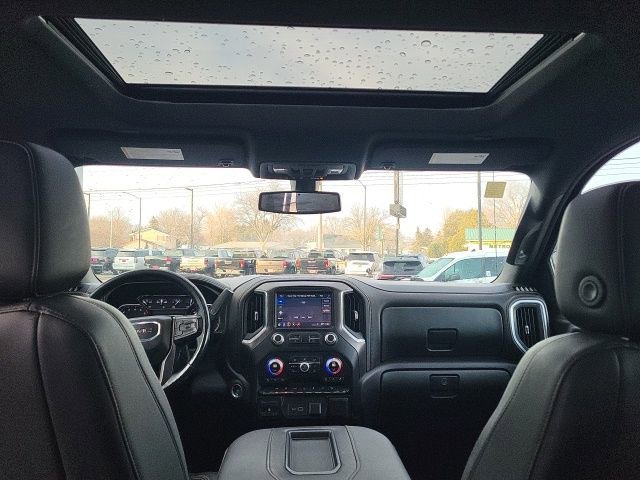 Used 2019 GMC Sierra 1500 AT4 w/ AT4 Premium Package image 3