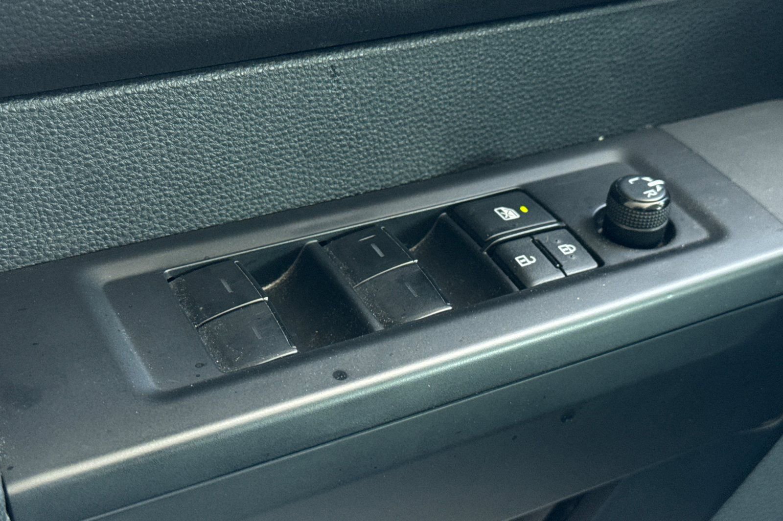 Used 2022 Toyota Tundra SR w/ SR Tow Package image 13