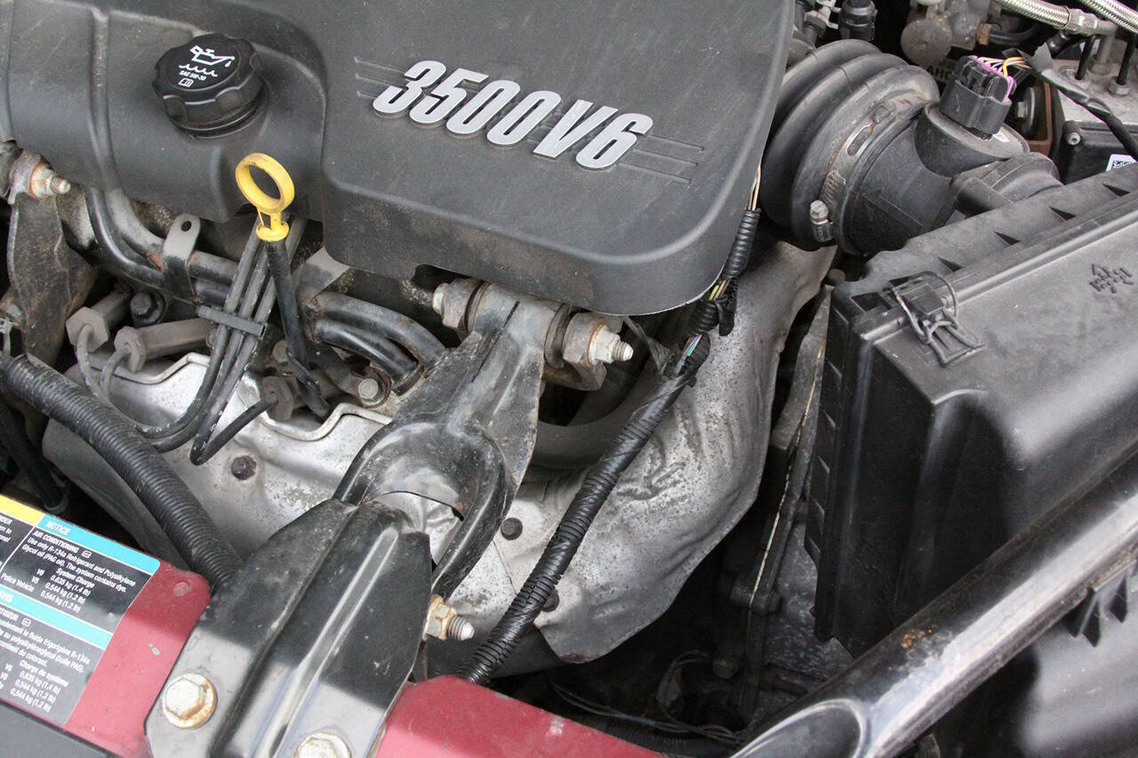 Used 2009 Chevrolet Impala LT FWD image 27