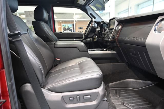Used 2016 Ford F350 Lariat w/ Lariat Interior Package image 11