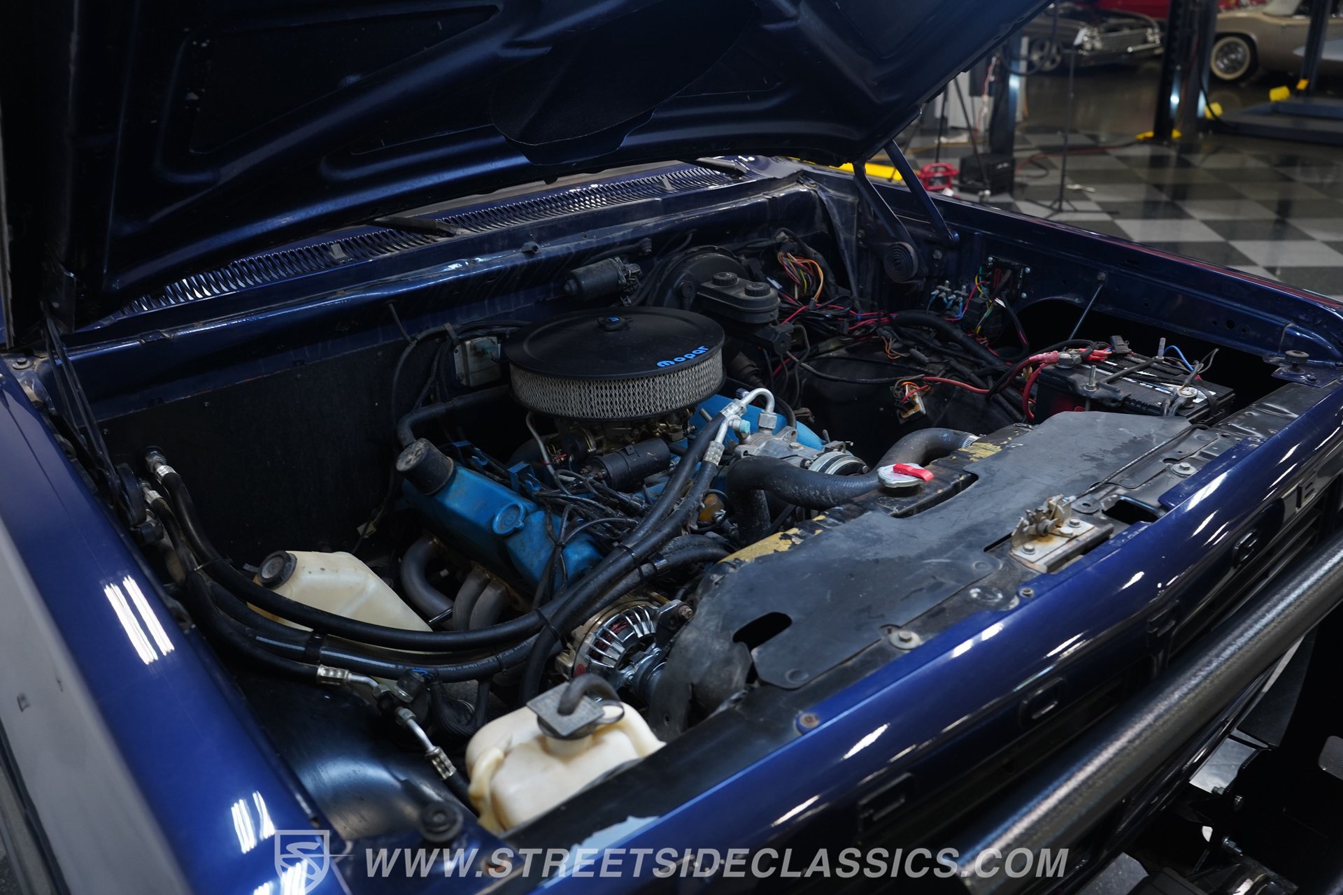 Used 1988 Dodge D/W Truck 250 AWD/4WD image 35