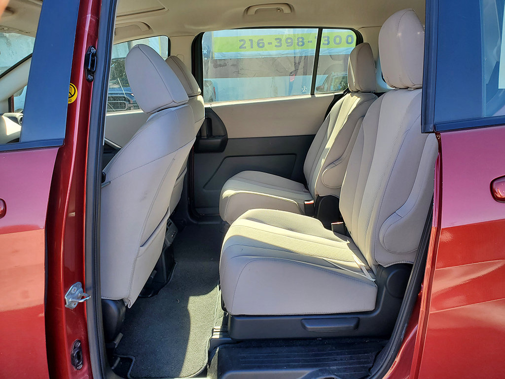 Used 2013 MAZDA MAZDA5 Touring FWD image 7