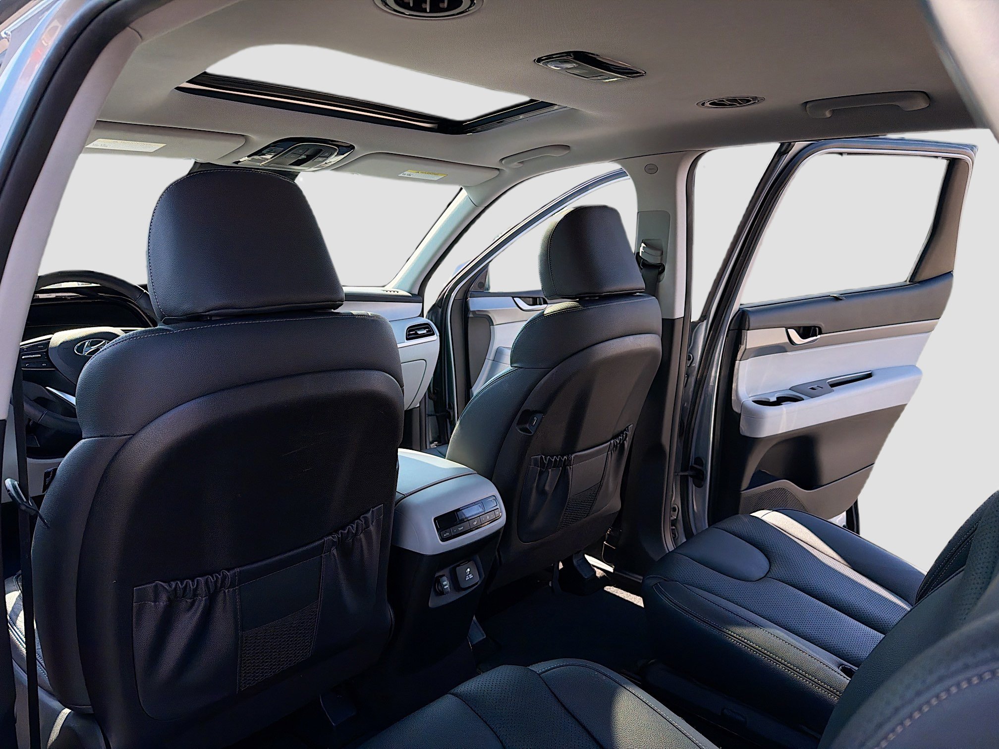 Used 2021 Hyundai Palisade SEL w/ Convenience Package image 6