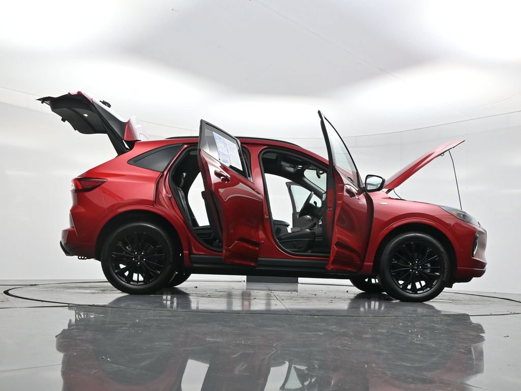 Used 2023 Ford Escape ST-Line Elite w/ Premium Technology Package AWD/4WD image 57