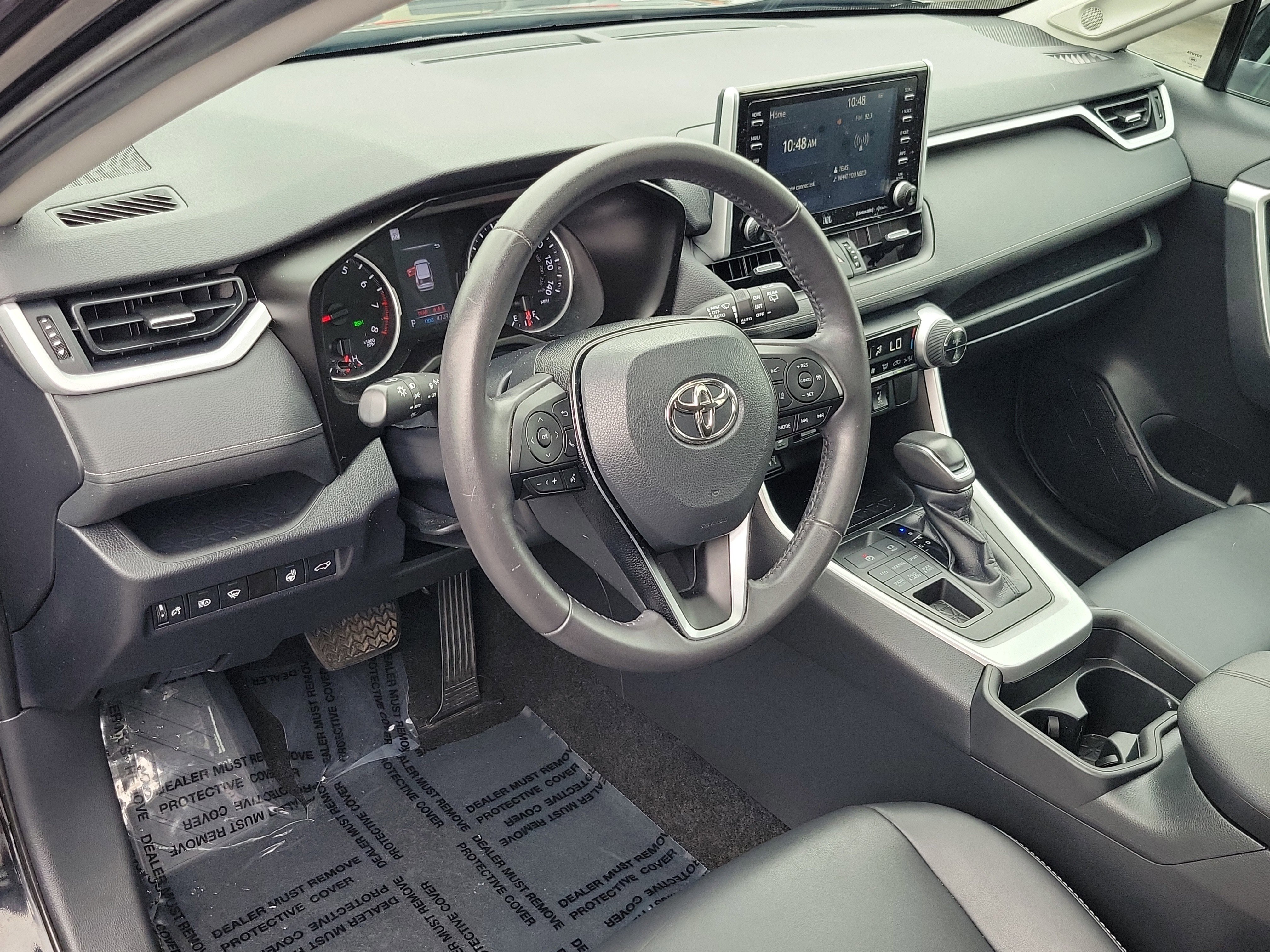 Certified 2019 Toyota RAV4 XLE Premium AWD/4WD image 18