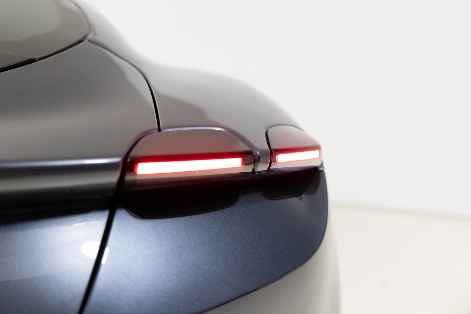 Used 2021 Ferrari Roma RWD image 47