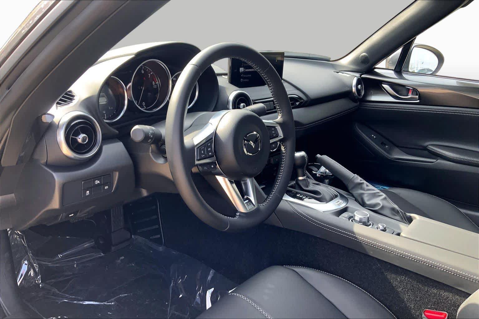 New 2026 MAZDA MX-5 Miata RF Grand Touring RWD image 8