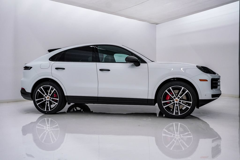 New 2026 Porsche Cayenne S AWD/4WD image 9