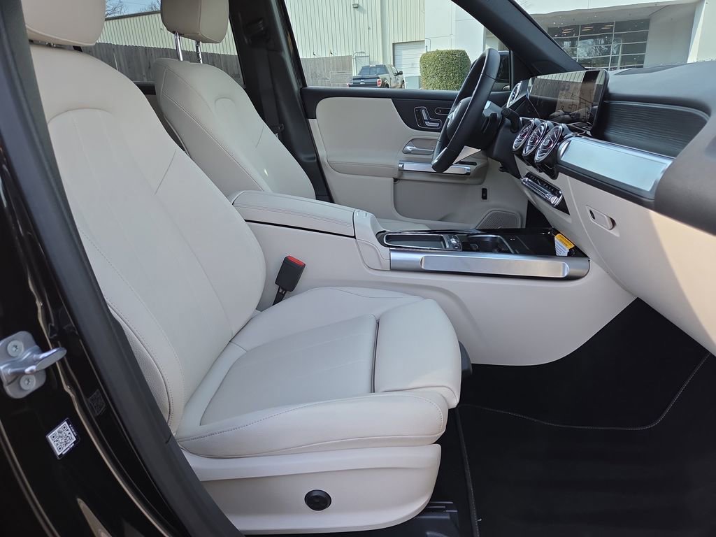 Certified 2026 Mercedes-Benz GLB 250 GLB 250 image 15
