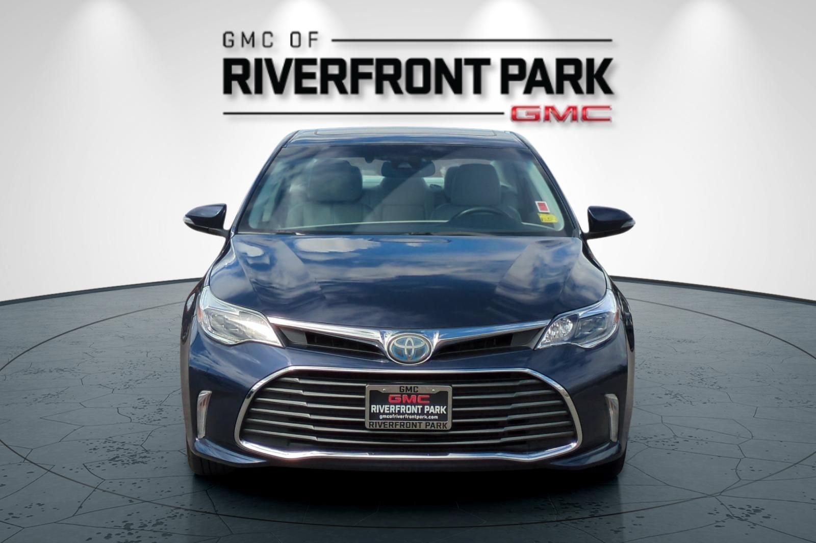 Used 2016 Toyota Avalon XLE Plus FWD image 9