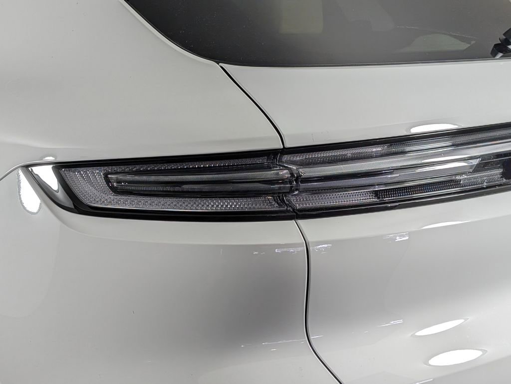 New 2026 Porsche Cayenne image 16