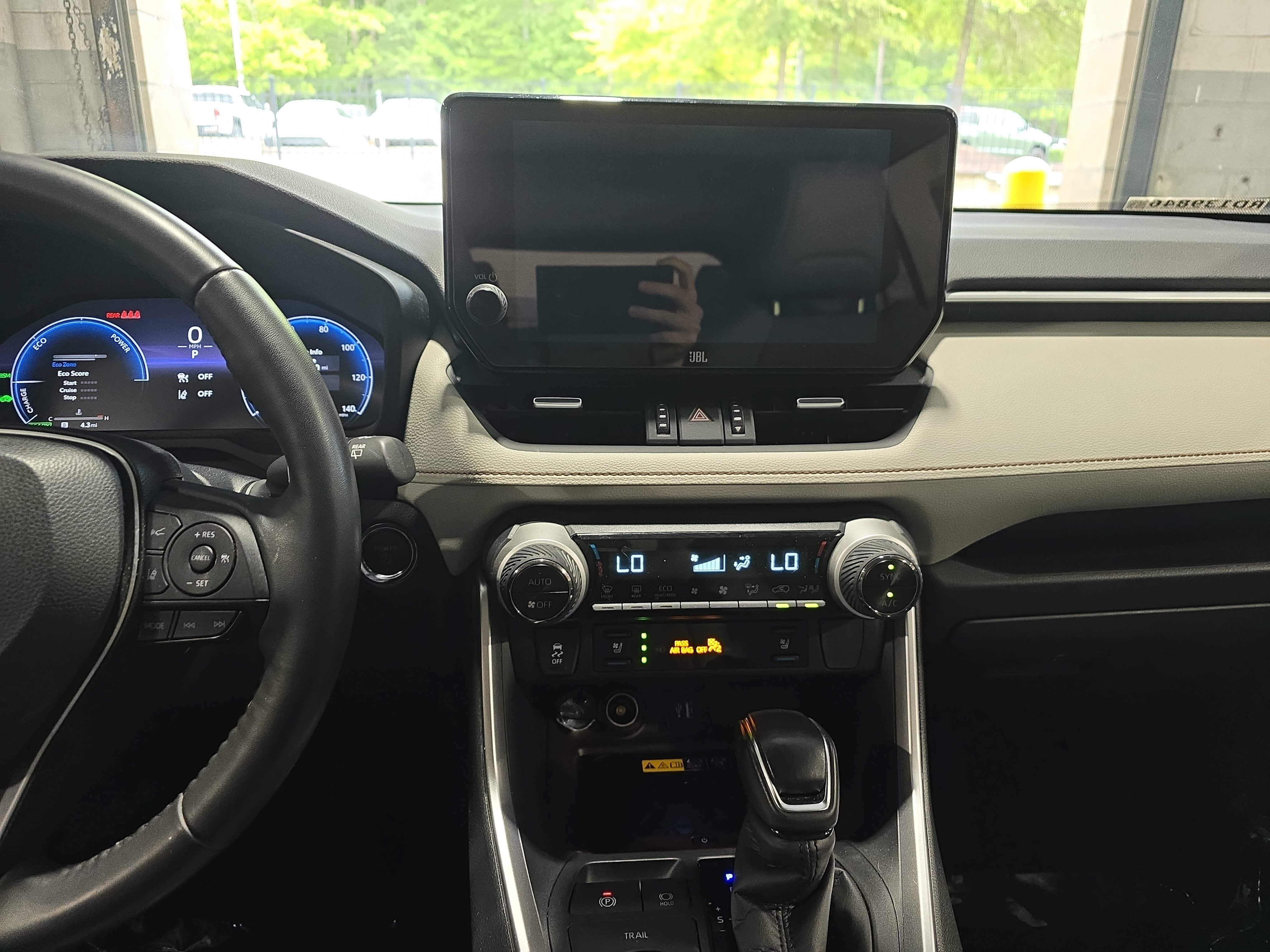 Used 2024 Toyota RAV4 Limited w/ Advanced Technology Package AWD/4WD image 20