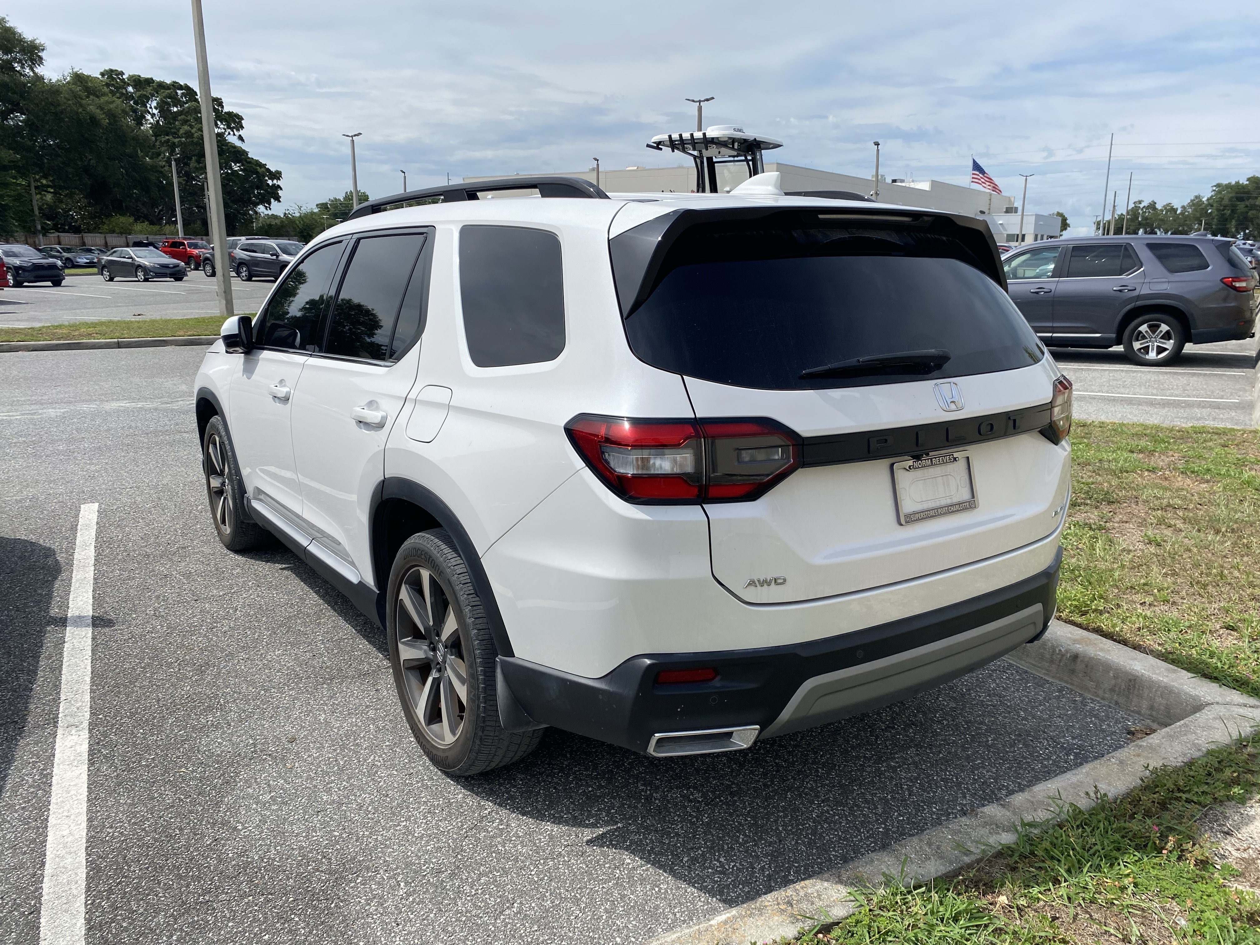 Used 2024 Honda Pilot Elite image 20